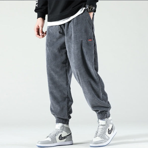 Traveler’s Essential Casual Pants – Comfort Meets Style on the Bitcoin Journey