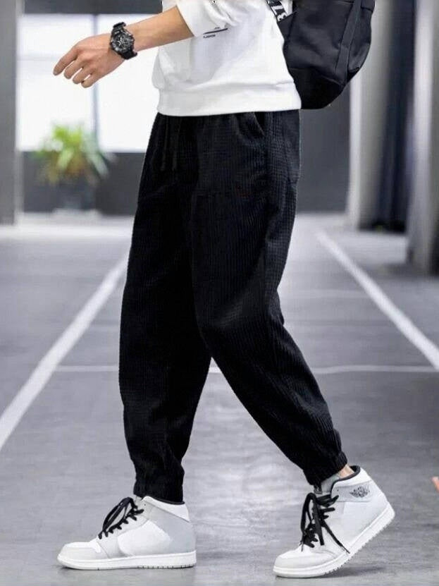 Traveler’s Essential Casual Pants – Comfort Meets Style on the Bitcoin Journey